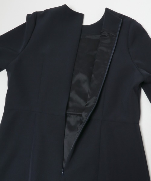 URBAN RESEARCH（アーバンリサーチ）の「フレアスリーブワンピース（ワンピース・レディース・ブラック/ネイビー・38/36）」の19枚目の写真