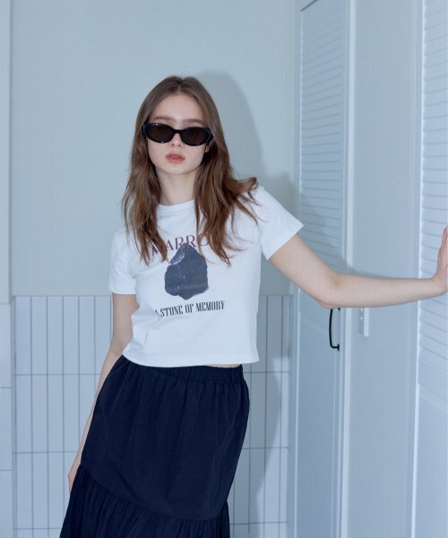 MARROT(マロット)の「ストーンクロップTシャツ_ホワイト(Tシャツ/カットソー・レディース・その他・FREE)」の2枚目の写真
