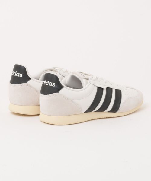 シュープラザ(シュープラザ)の「【adidas】BARREDA LO(スニーカー・メンズ・ホワイト×ブラック・26.0cm/26.5cm/27.0cm/27.5cm/28.0cm)」の2枚目の写真