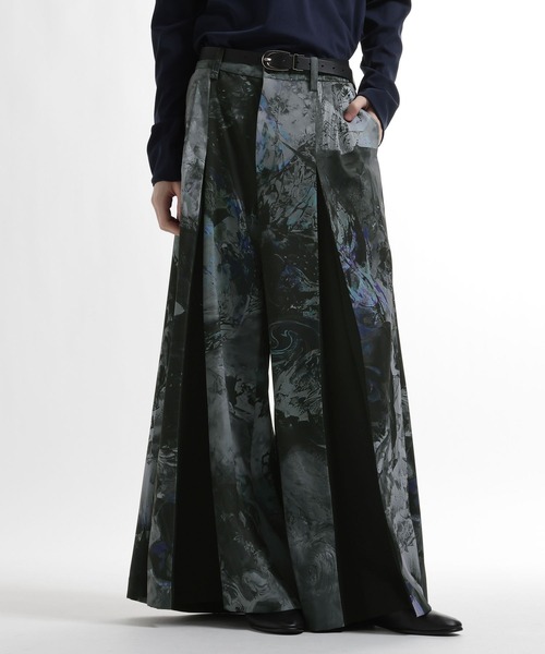 HARE(ハレ)の「HAKAMAガラワイドパンツ by MAO KAWASAKI(HARE)(その他パンツ・メンズ・ホワイト系その他/ブラック系その他・FREE)」の1枚目の写真