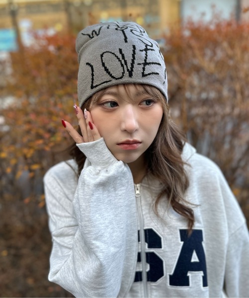 GORGE(ゴージ)の「《英字LOVEメッセージ×存在感デザイン》ニットビーニー帽/秋冬(ニットキャップ/ビーニー・レディース・ブラック/グレー/オフホワイト・F)」の8枚目の写真