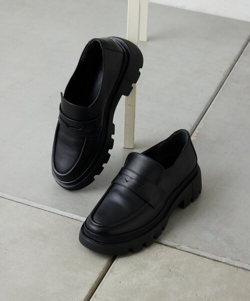 GALLARDAGALANTE(ガリャルダガランテ)の「【2.718】タンクソールローファー(ローファー・レディース・ベージュ/ブラック・38/36/37)」の2枚目の写真