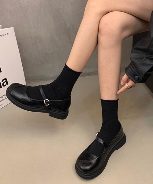 Teem Store（チームストア）の「スクエアトゥフラットメリージェーンパンプス フラットサンダル（サンダル・レディース・ホワイト/ブラック/シルバー・M/L）」の19枚目の写真