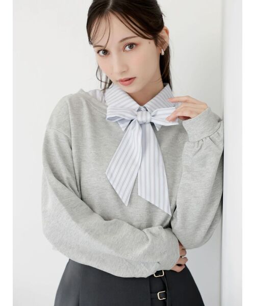 dazzlin(ダズリン)の「ボウタイシャツレイヤードスウェット(スウェット・レディース・オフホワイト/グレー/ネイビー・FREE)」の4枚目の写真