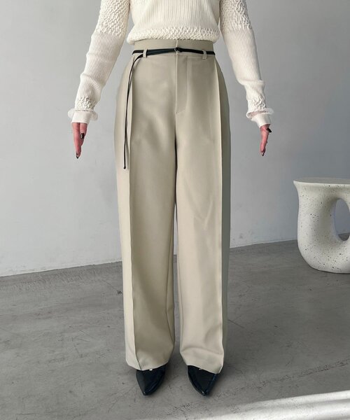 CAPRICIEUX LE'MAGE(カプリシューレマージュ)の「【低身長サイズあり】カーブタックベルト付パンツ(その他パンツ・レディース・ライトベージュ/ブラック・PS/38/36)」の16枚目の写真