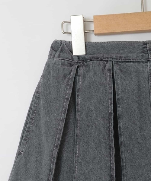 a.v.v（アーヴェヴェ）の「[120-160]ビジューデニムプリーツスカート（スカート・キッズ・ダークインディゴブルー・150/140）」の7枚目の写真