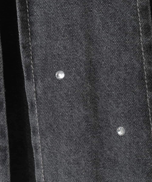 a.v.v（アーヴェヴェ）の「[120-160]ビジューデニムプリーツスカート（スカート・キッズ・ダークインディゴブルー・150/140）」の19枚目の写真