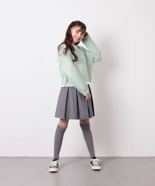 a.v.v（アーヴェヴェ）の「[120-160]ビジューデニムプリーツスカート（スカート・キッズ・ダークインディゴブルー・150/140）」の6枚目の写真