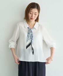 スカーフ付きブラウス