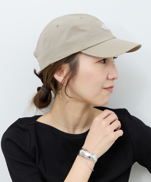 THE NORTH FACE(ザノースフェイス)の「《WEB限定》【THE NORTH FACE】 Verb Light Cap:NN02503(キャップ・レディース・ブラック/ライトグレー・FREE)」の1枚目の写真
