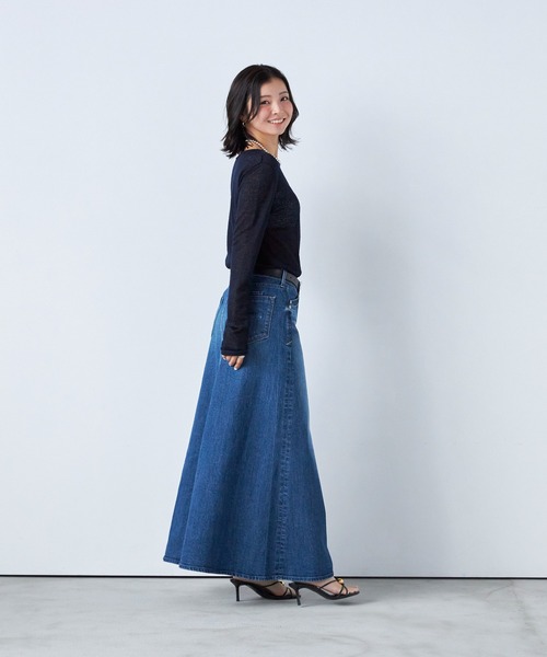 YANUK（ヤヌーク）の「フレアロングスカート（デニムスカート・レディース・ブルー・L/M/S）」の2枚目の写真