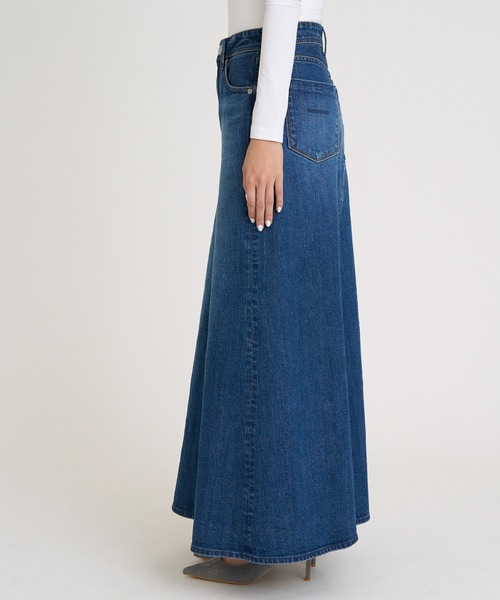 YANUK（ヤヌーク）の「フレアロングスカート（デニムスカート・レディース・ブルー・L/M/S）」の6枚目の写真