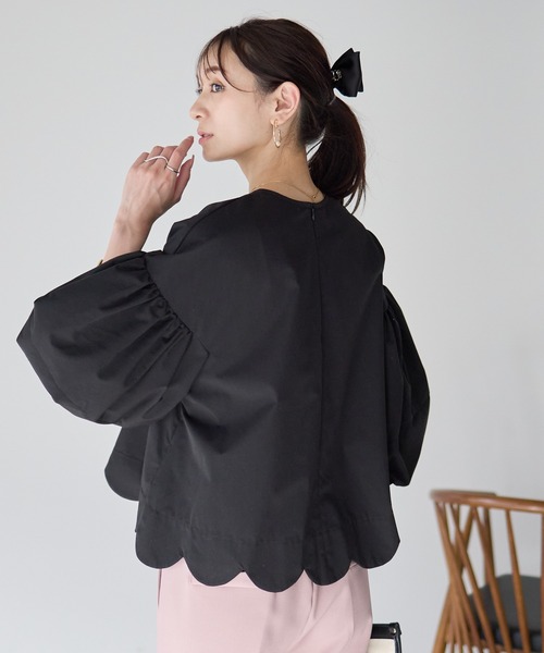 Neige(ネージュ)の「バルーンスリーブスカラップブラウス(シャツ/ブラウス・レディース・ホワイト/ブラック/ブルー・ONE SIZE)」の6枚目の写真