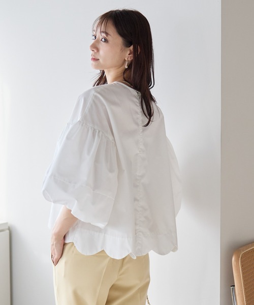 Neige(ネージュ)の「バルーンスリーブスカラップブラウス(シャツ/ブラウス・レディース・ホワイト/ブラック/ブルー・ONE SIZE)」の4枚目の写真