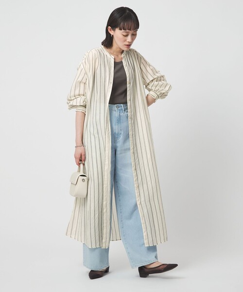 green label relaxing（グリーンレーベルリラクシング）の「ギャザー シャツワンピース（シャツワンピース・レディース・ライトブルー/オフホワイト・FREE）」の2枚目の写真