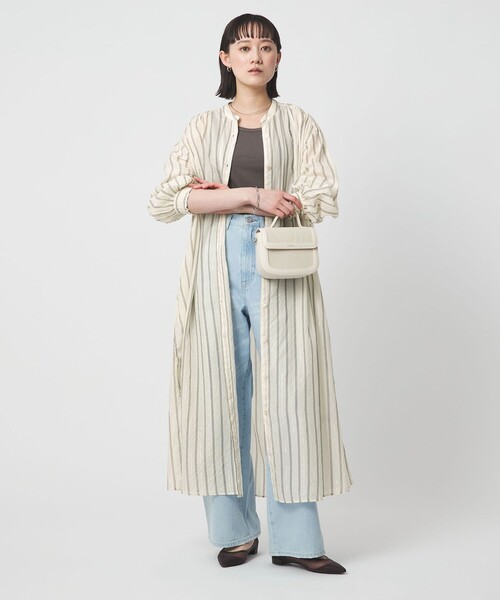 green label relaxing（グリーンレーベルリラクシング）の「ギャザー シャツワンピース（シャツワンピース・レディース・ライトブルー/オフホワイト・FREE）」の5枚目の写真