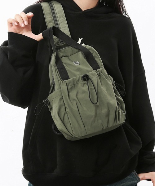 Miniministore(ミニミニストア)の「ミニリュック2wayナイロンバッグ小さめ(バックパック/リュック・レディース・ブラック/アイボリー/カーキ/ラベンダー/イエロー/キャメル・FREE)」の7枚目の写真
