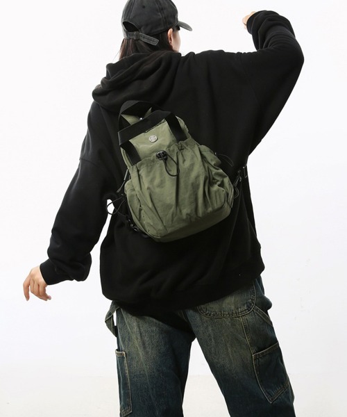 Miniministore(ミニミニストア)の「ミニリュック2wayナイロンバッグ小さめ(バックパック/リュック・レディース・ブラック/アイボリー/カーキ/ラベンダー/イエロー/キャメル・FREE)」の8枚目の写真