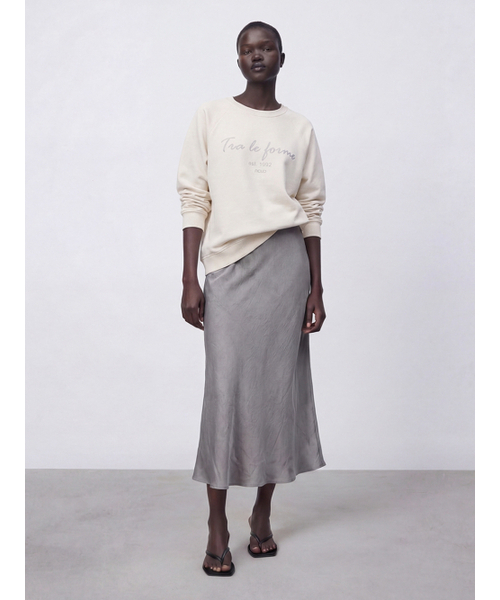 ACUD（アクド）の「Satin A-line Skirt _S.Blue（スカート・レディース・ブルーグレー・MEDIUM/SMALL）」の5枚目の写真