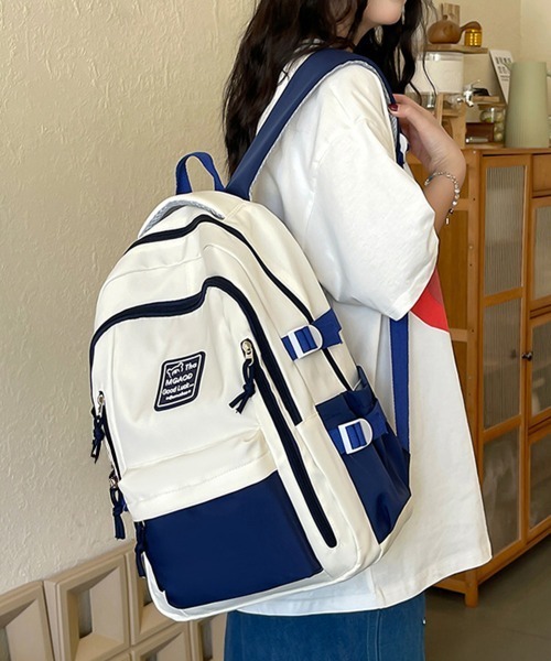 Miniministore(ミニミニストア)の「リュックサックバイカラーデイバッグ大容量(バックパック/リュック・レディース・ブラック/ネイビー/キャメル/ワインレッド/グリーン・FREE)」の7枚目の写真