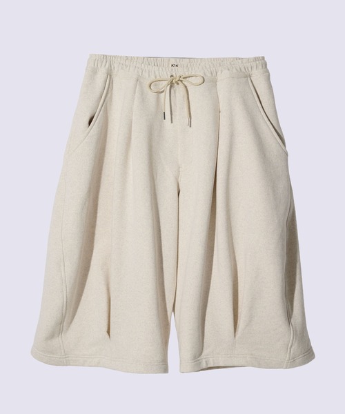 KHOKI(コッキ)の「【KHOKI/コッキ】Pleated Balloon Sweat Shorts(スウェットパンツ・メンズ・ブラック/ナチュラル・1/2)」の2枚目の写真