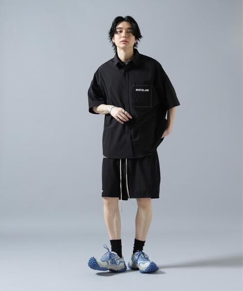 WHITELAND(ホワイトランド)の「【WEB&DEPOT限定】WHITELAND/ホワイトランド/LOGO P-TECK S/S SHIRTS(シャツ/ブラウス・レディース・ブラック/グレー・L/M/S)」の6枚目の写真