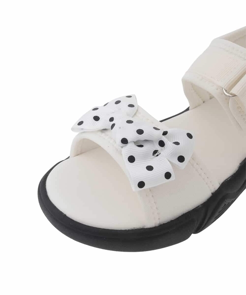 a.v.v（アーヴェヴェ）の「[KIDS]リボンスポサン（サンダル・キッズ・ブラック/ダークインディゴブルー/アイボリー・23/22/21/20/19/24）」の18枚目の写真