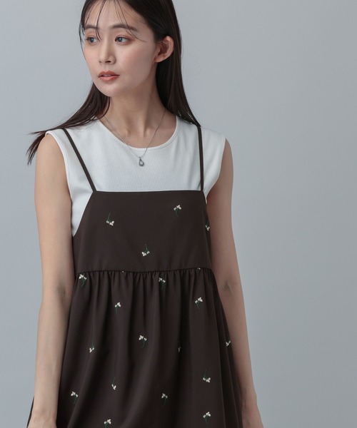 GLOBAL WORK（グローバルワーク）の「MATINEE LINE/フラワー刺繍キャミチュニック/646658（その他トップス・レディース・ブラック/ダークブラウン・MEDIUM/LARGE）」の12枚目の写真