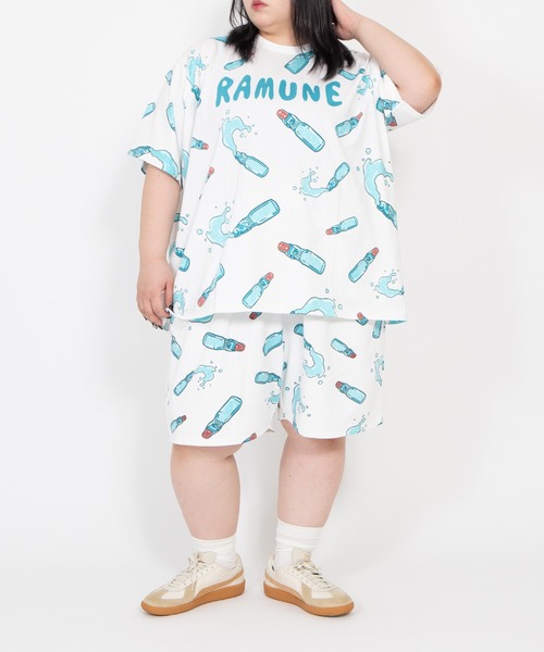 PUNYUS（プニュズ）の「【新サイズ】フード総柄スウェットショートパンツ(RAMUNE)（スウェットパンツ・レディース・サックスブルー・1/2/3/4/5）」の7枚目の写真