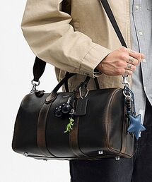 COACH（コーチ）の「コンパス バッグ 35・ラブド レザー・チャーム（ドラムバッグ）」