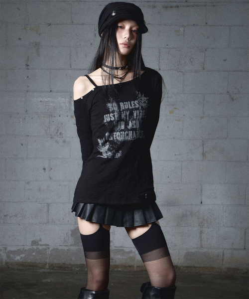 NOT KNOWING（ノットノーイング）の「Destroyed Back Lace Top (BLACK)（Tシャツ/カットソー・レディース・その他・FREE）」の2枚目の写真