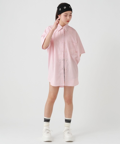 repipi armario(レピピ アルマリオ)の「ストライプBIGシャツ(シャツ/ブラウス・キッズ・ブラック/ピンク/サックスブルー・MEDIUM/LARGE)」の10枚目の写真