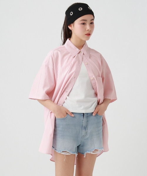 repipi armario(レピピ アルマリオ)の「ストライプBIGシャツ(シャツ/ブラウス・キッズ・ブラック/ピンク/サックスブルー・MEDIUM/LARGE)」の11枚目の写真