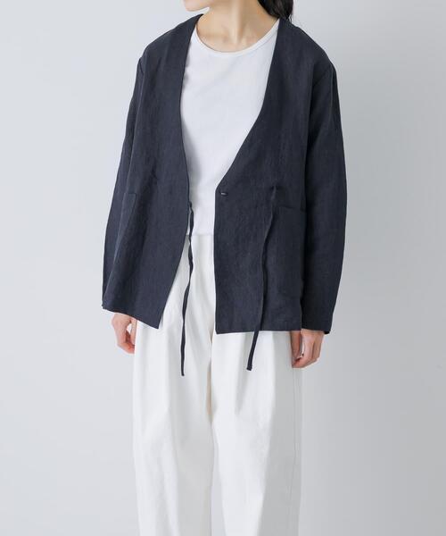 かぐれ（カグレ）の「リネンカシュクールカーディガンジャケット（ノーカラージャケット・レディース・ネイビー/ナチュラル・FREE）」の2枚目の写真