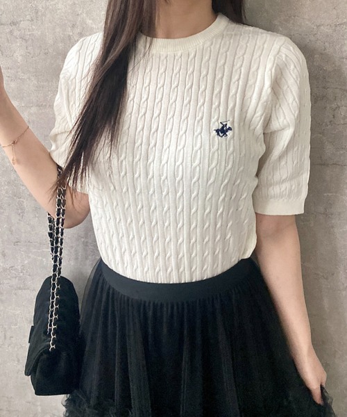 Mejoul（メジュール）の「【26年春夏新作】【BEVERLY HILLS POLO CLUB】ワンポイント刺繍 半袖ケーブル編みサマーニット（ニット/セーター・レディース・イエロー/アイボリー/ブルー・F）」の4枚目の写真