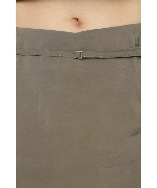 SLY（スライ）の「SUMMER BELTED SKORT サマーベルテッドスコート 春服 夏服（スカート・レディース・カーキ/ネイビー・2/1）」の10枚目の写真