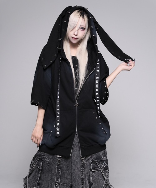 REFLEM(レフレム)の「『REFLEM/レフレム』顔料加工うさ耳ZIPフーディー(パーカー・レディース・グレー/ブラック・FREE)」の5枚目の写真