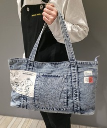 SNOOPY×OLD BETTY'S（スヌーピーカケルオールドベティーズ）の「スヌーピー【SNOOPY】デニム トートバック（ショルダーバッグ）」