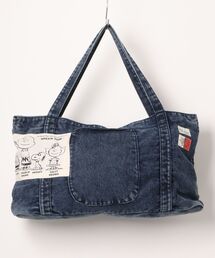 SNOOPY×OLD BETTY'S（スヌーピーカケルオールドベティーズ）の「スヌーピー【SNOOPY】デニム トートバック（ショルダーバッグ）」