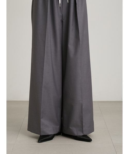 MIESROHE(ミースロエ)の「ウォッシャブルスーツパンツ(その他パンツ・レディース・ブラック/ベージュ/グレー・0/1)」の21枚目の写真