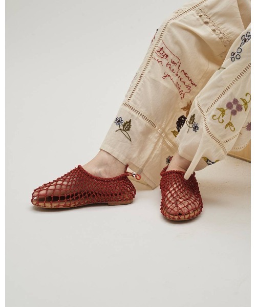 TODAYFUL(トゥデイフル)の「TODAYFUL Hand Blade Slip-on(その他シューズ・レディース・ブラック/ローズ/オフホワイト・36/37)」の3枚目の写真