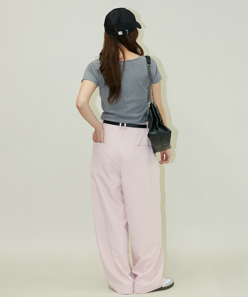 PUBLUX(パブリュクス)の「PUBLUX/パブリュクス カラー タック スラックス パンツ 限定展開(その他パンツ・レディース・ブラック/ピンク/ベージュ・フリ-)」の7枚目の写真