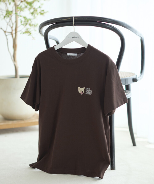 Firsthand(ファーストハンド)の「Firsthand/ファーストハンド オーガニックコットン ワンポイント アニマル 刺繍 Tシャツ(Tシャツ/カットソー・レディース・チャコールグレー/ブラウン/ホワイト・FREE)」の3枚目の写真