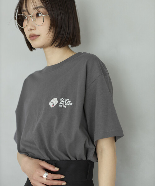 Firsthand(ファーストハンド)の「Firsthand/ファーストハンド オーガニックコットン ワンポイント アニマル 刺繍 Tシャツ(Tシャツ/カットソー・レディース・チャコールグレー/ブラウン/ホワイト・FREE)」の8枚目の写真