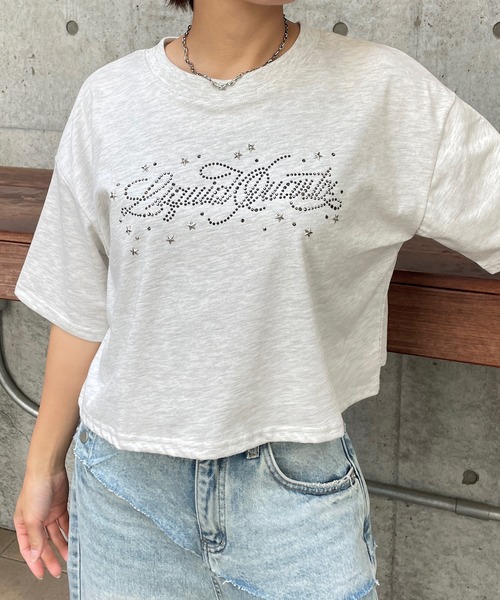 ROGER AND RAW(ロジャーアンドロウ)の「ラインストーンロゴ クロップドTシャツ(Tシャツ/カットソー・レディース・ホワイト/チャコールグレー/霜降りグレー・FREE)」の2枚目の写真