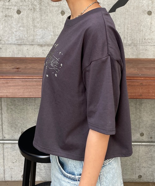 ROGER AND RAW(ロジャーアンドロウ)の「ラインストーンロゴ クロップドTシャツ(Tシャツ/カットソー・レディース・ホワイト/チャコールグレー/霜降りグレー・FREE)」の16枚目の写真