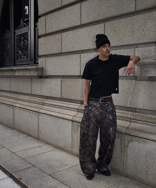 kutir(クティール)の「EYELET STUDS DESIGN SWEAT CURVE PANTS/ハトメスタッズデザインスウェットカーブパンツ(スウェットパンツ・メンズ・杢グレー/ブラウン/ブラック・SMALL/MEDIUM/LARGE)」の9枚目の写真