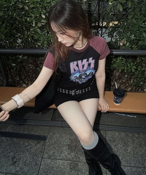 MAINBOOTH（メインブース）の「[KISS] ウーマンハートTシャツ（ダストピンク）（Tシャツ/カットソー・レディース・その他・1/2）」の3枚目の写真