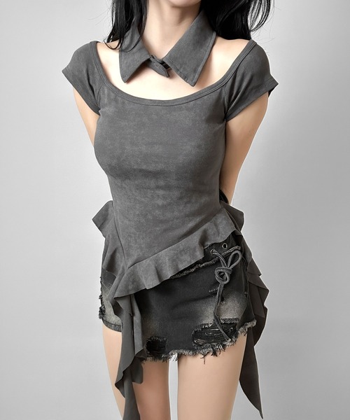 FOLLOWIN（フォロウィン）の「チョーカーカラーフリルアシメトップス（Tシャツ/カットソー・レディース・ブラック/ホワイト/グレー・FREE）」の14枚目の写真