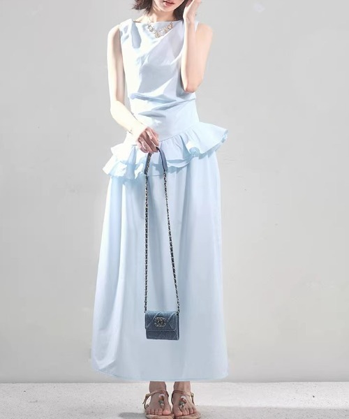 AMAJI(アマジ)の「フリル ノースリーブ ウエストマーク ワンピース(ワンピース・レディース・ライトブルー・SMALL/MEDIUM/LARGE/X-LARGE)」の3枚目の写真